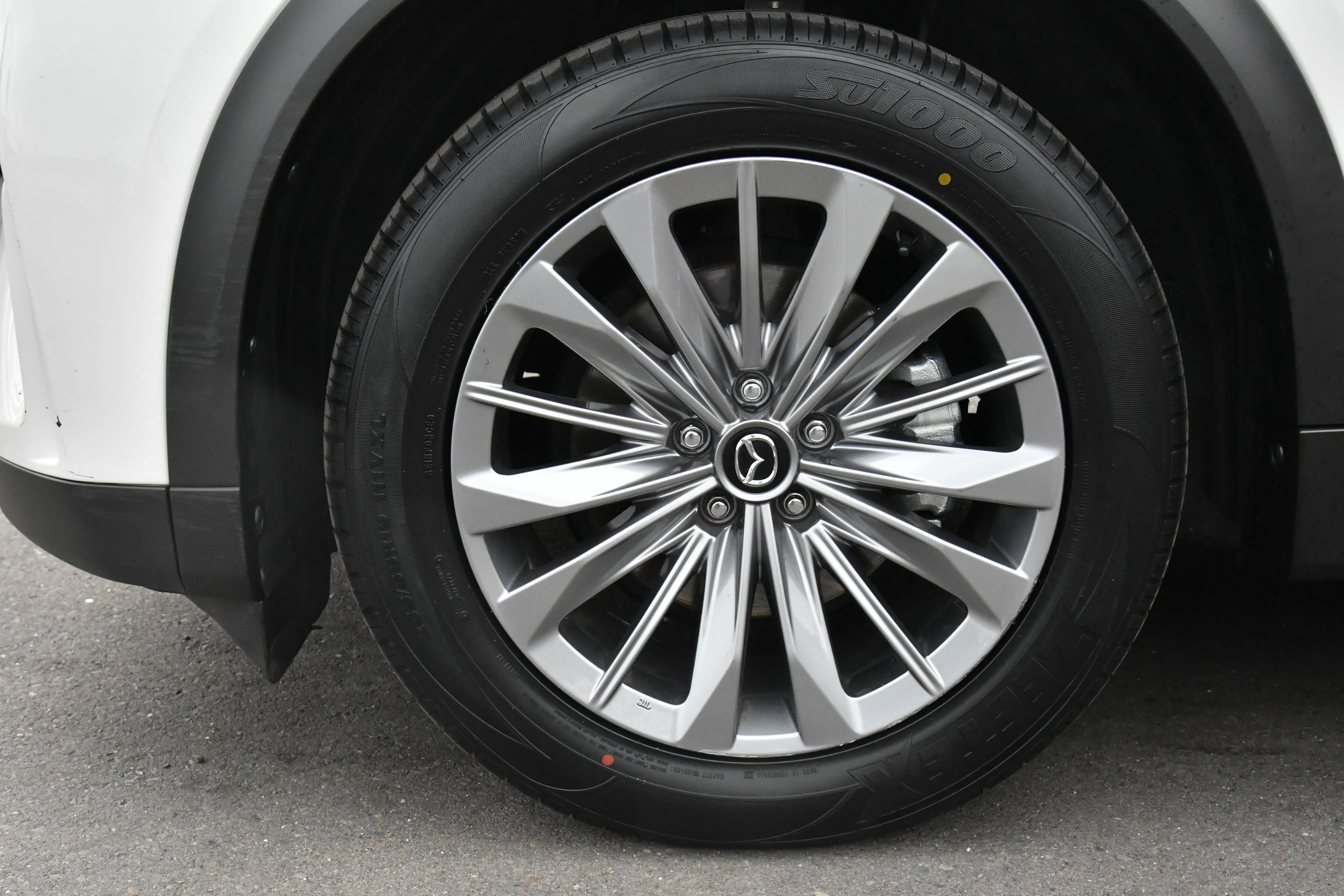 Used 2024 MAZDA CX-90 3.3 Turbo w/ Preferred Plus image 12