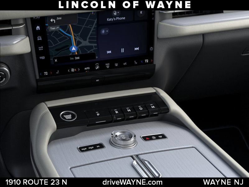Used 2026 Lincoln Navigator Reserve AWD/4WD image 16