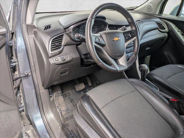 Used 2021 Chevrolet Trax LT w/ LT Convenience Package image 10