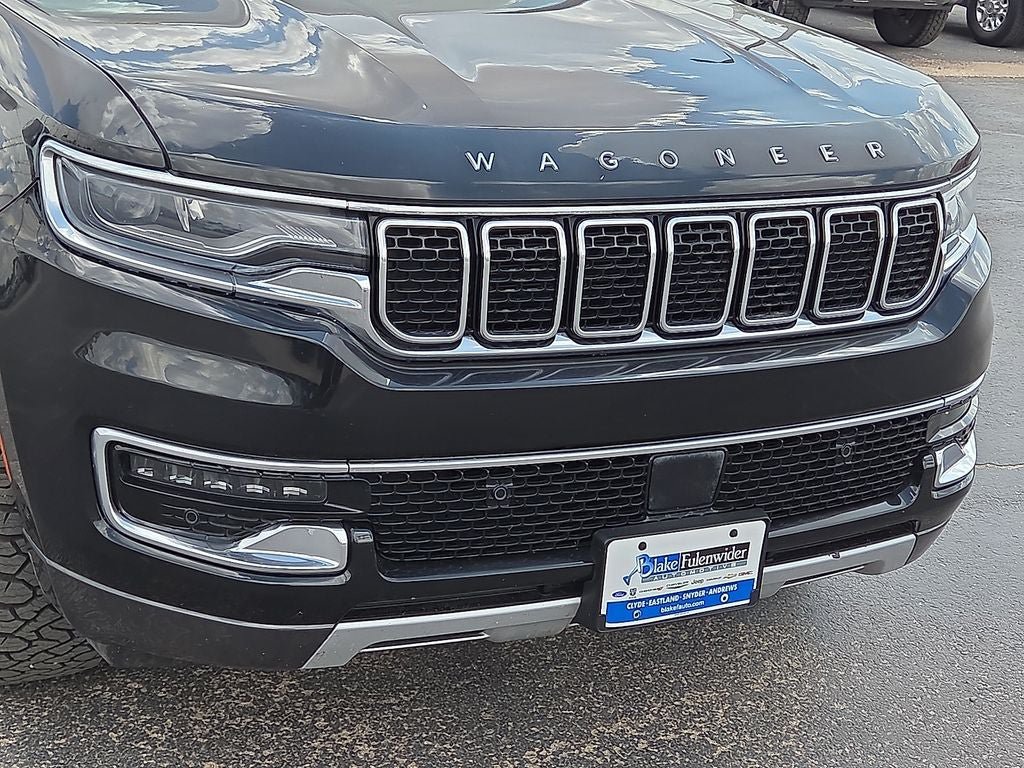 Used 2022 Jeep Wagoneer Series II RWD image 9