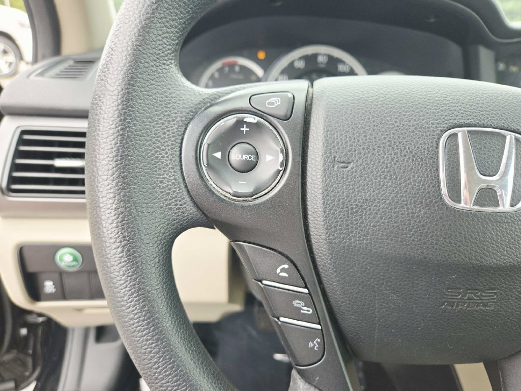 Used 2014 Honda Accord LX image 19