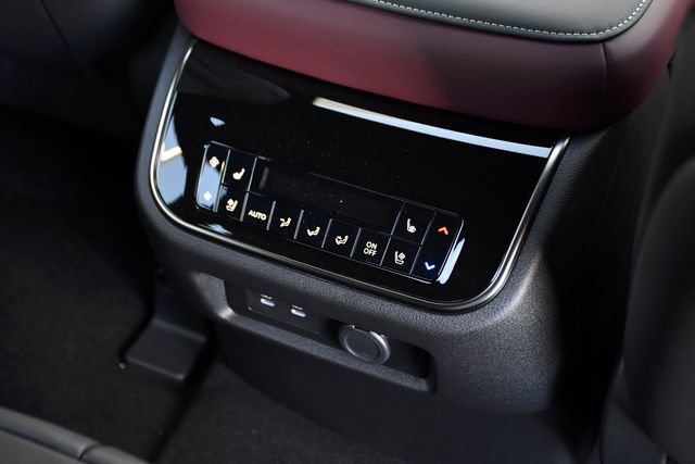 New 2026 INFINITI QX80 Autograph w/ Premium Cargo Package image 31