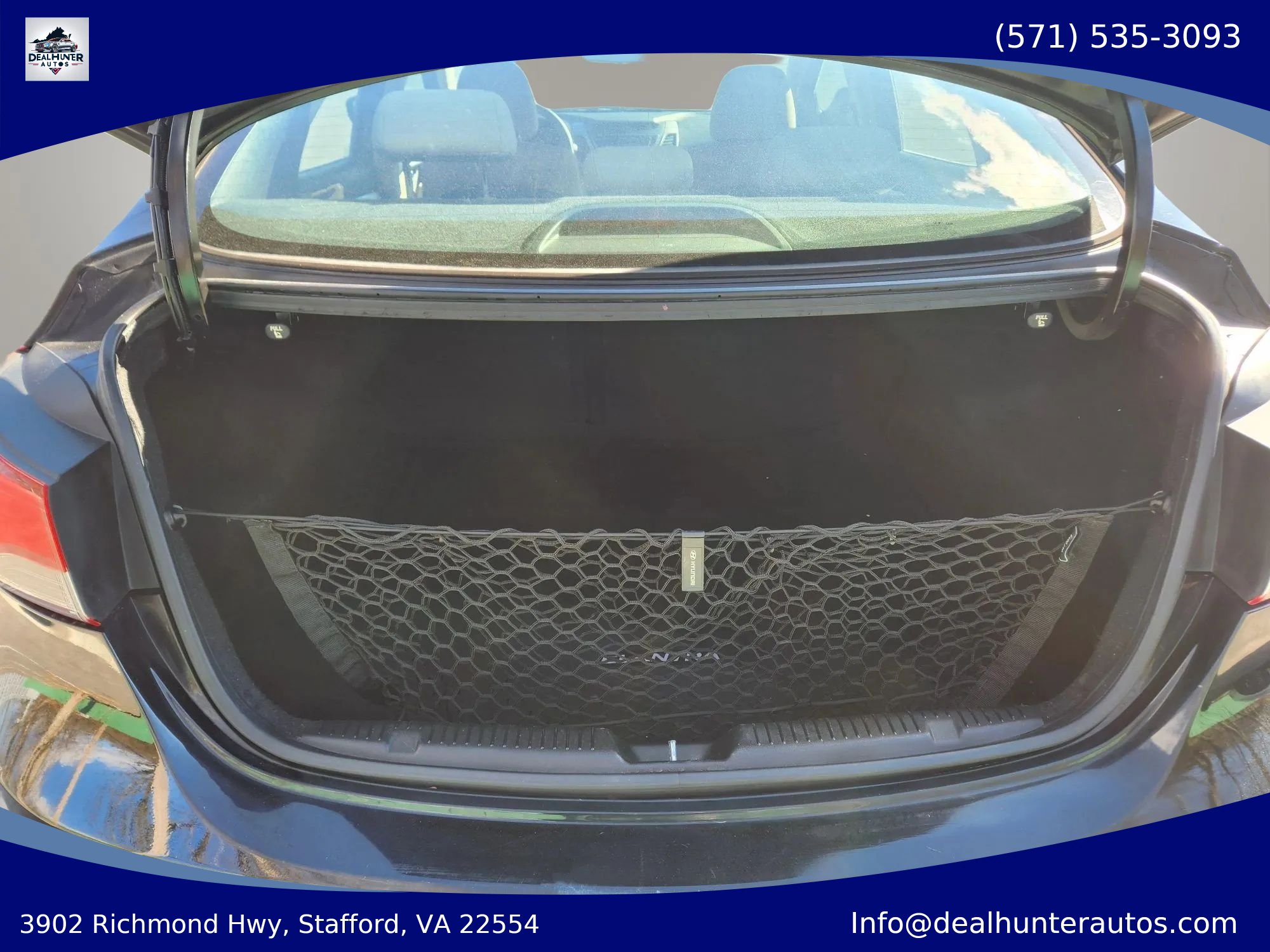 Used 2015 Hyundai Elantra SE w/ Option Group 02 FWD image 13