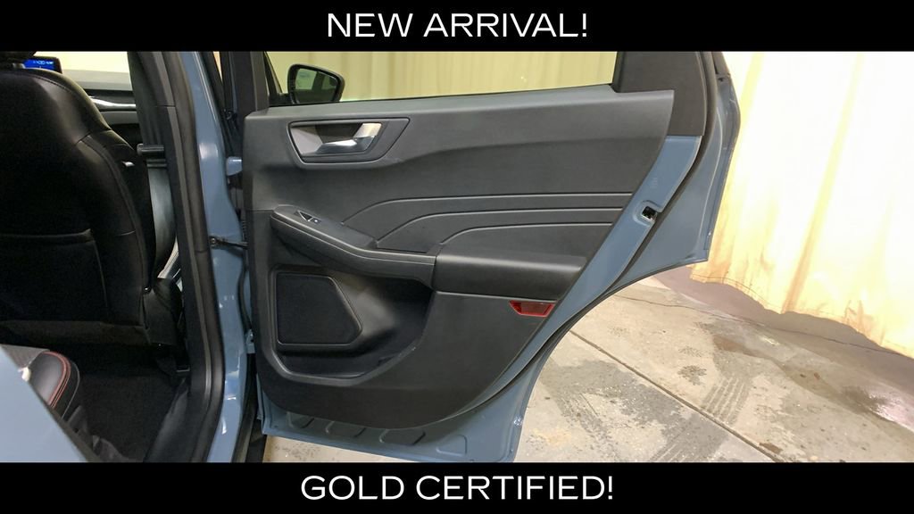 Certified 2023 Ford Escape ST-Line Select AWD/4WD image 13