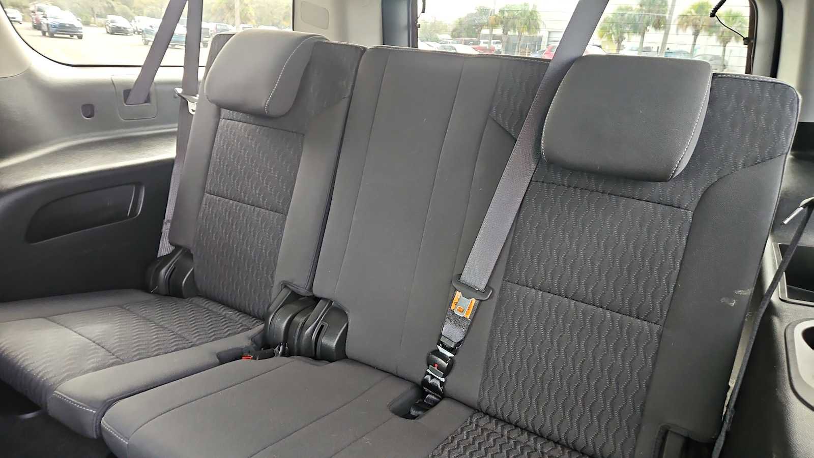 Used 2018 Chevrolet Suburban LS w/ Enhanced Driver Alert Package image 26