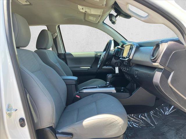 Used 2022 Toyota Tacoma SR5 w/ Technology Package AWD/4WD image 18