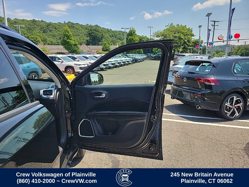 Used 2019 Jeep Compass Latitude AWD/4WD image 42