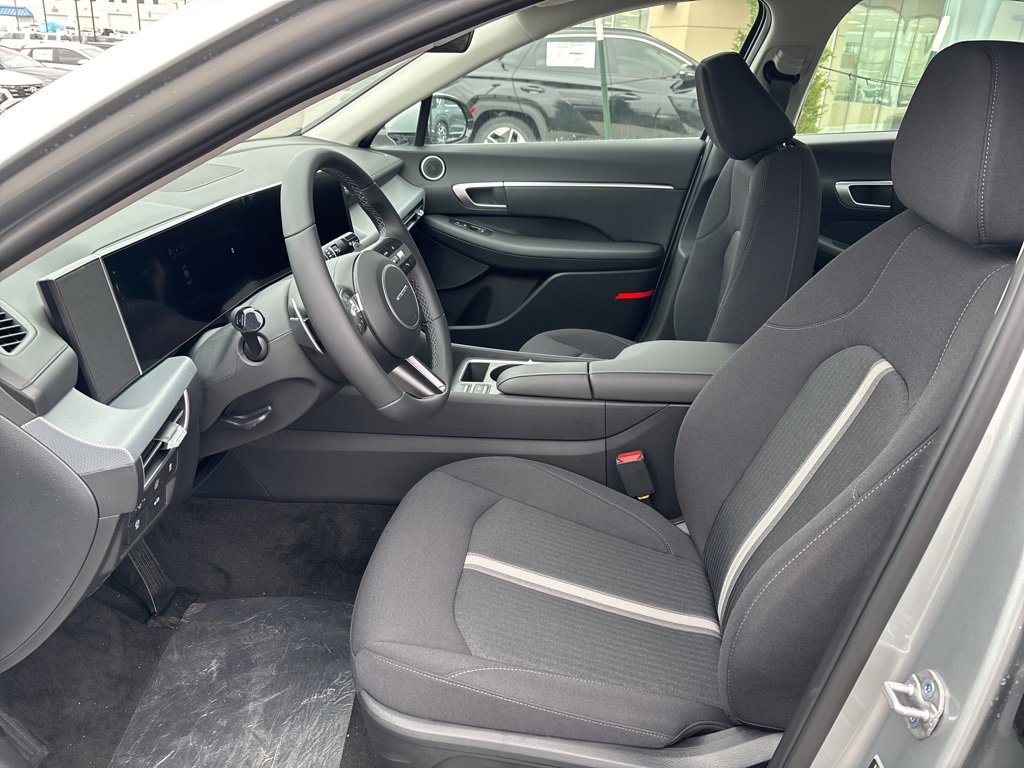 New 2025 Hyundai Sonata SEL image 11