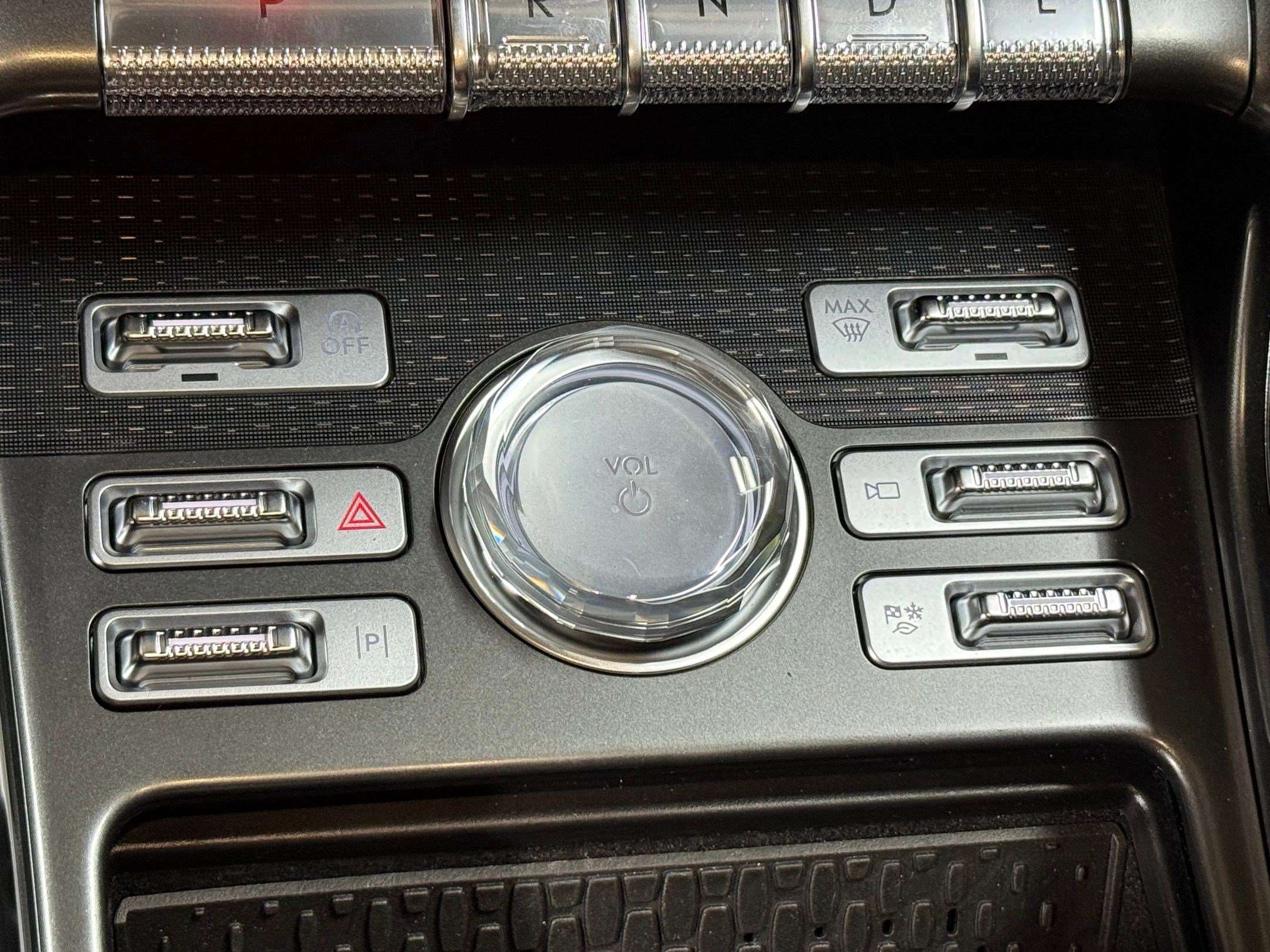 Used 2025 Lincoln Nautilus Reserve w/ Jet Appearance Package image 38