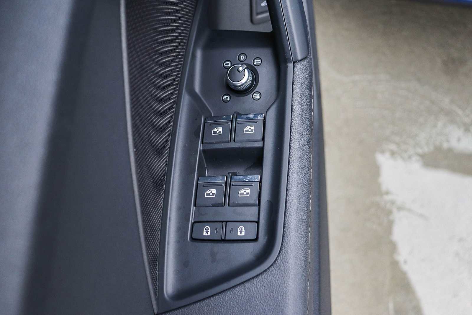 Used 2023 Audi A3 2.0T Premium w/ Convenience Package image 28