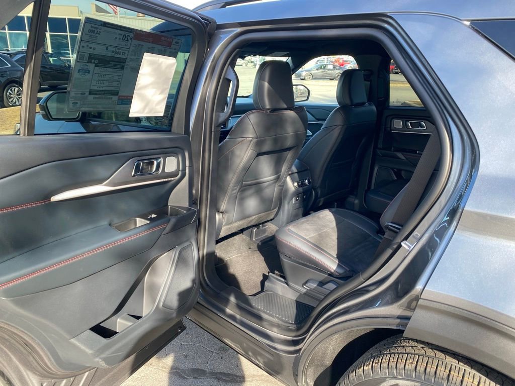 New 2026 Ford Explorer ST w/ Sun And Sound Package image 28