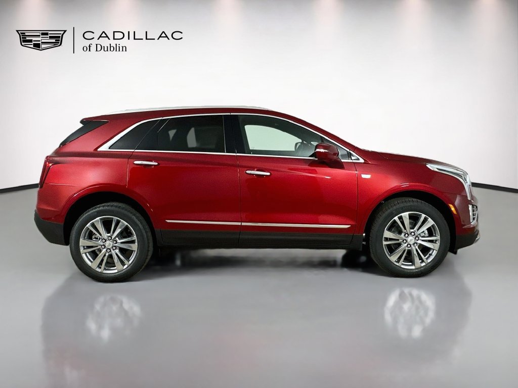New 2026 Cadillac XT5 Premium Luxury w/ LPO, Floor Liner Package AWD/4WD image 4