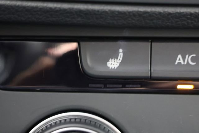 Used 2024 Volkswagen Jetta Sport image 16