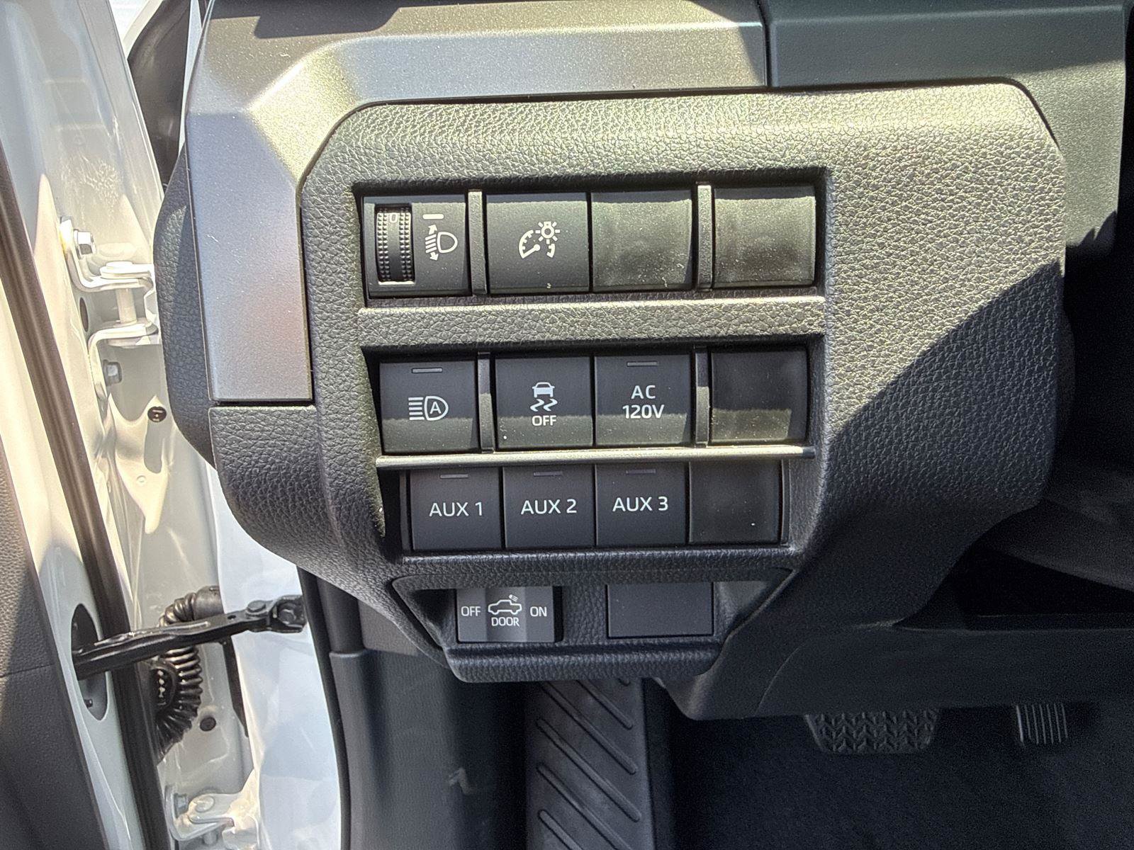 Used 2026 Toyota Tacoma TRD Off-Road w/ TRD Off Road Upgrade Package AWD/4WD image 12