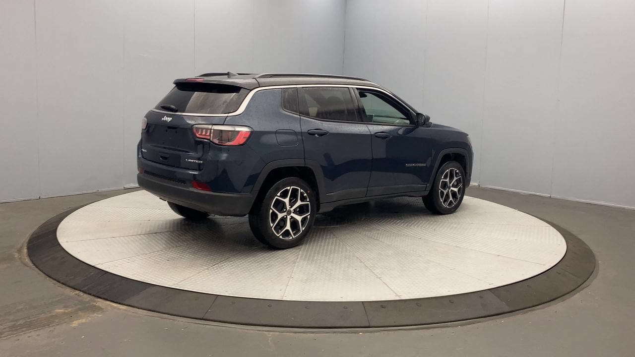 New 2026 Jeep Compass Limited AWD/4WD image 5