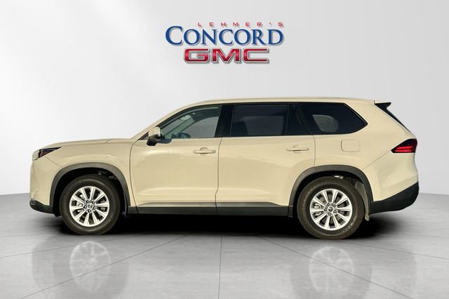 Used 2024 Toyota Grand Highlander XLE image 7