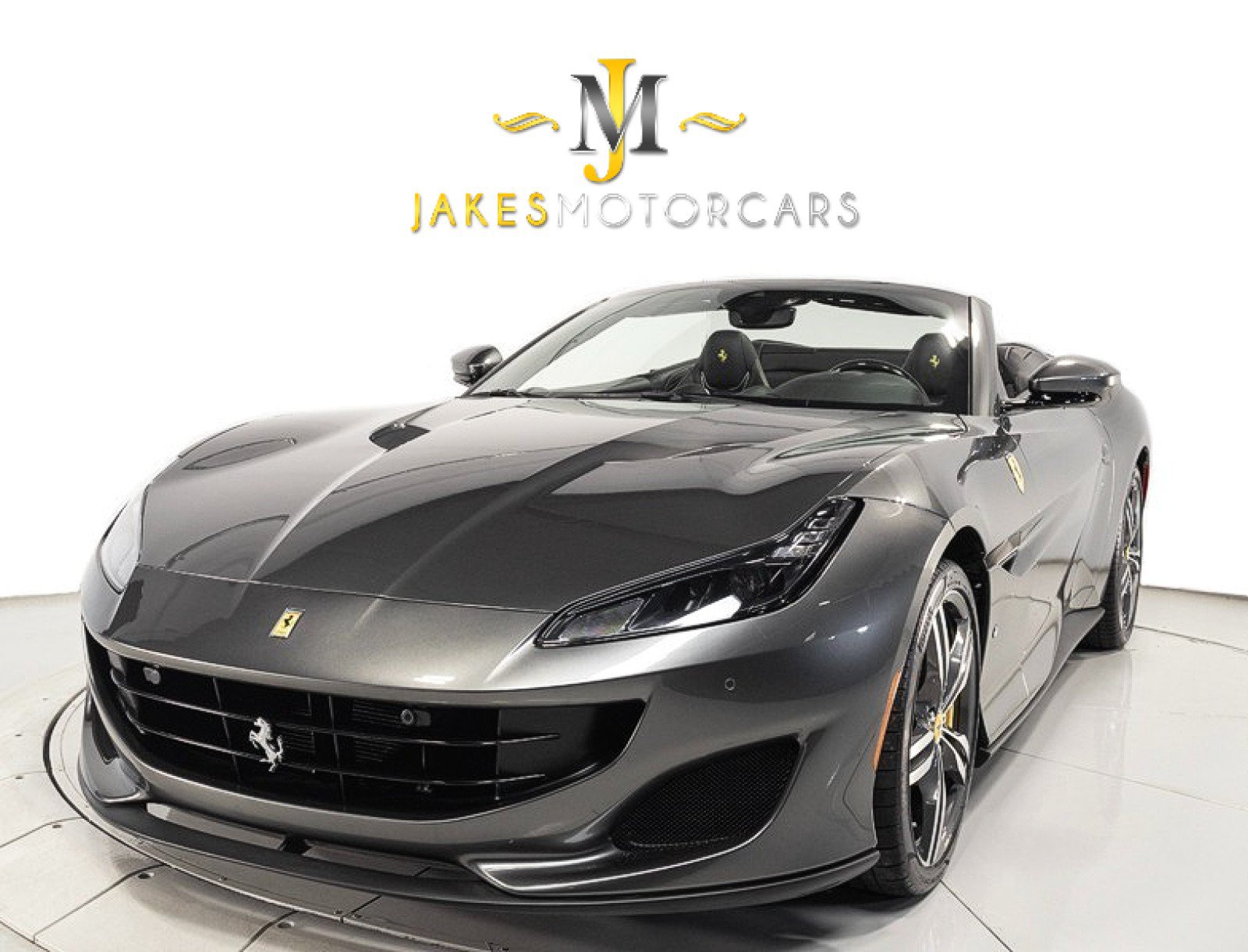 Used 2020 Ferrari Portofino RWD image 19