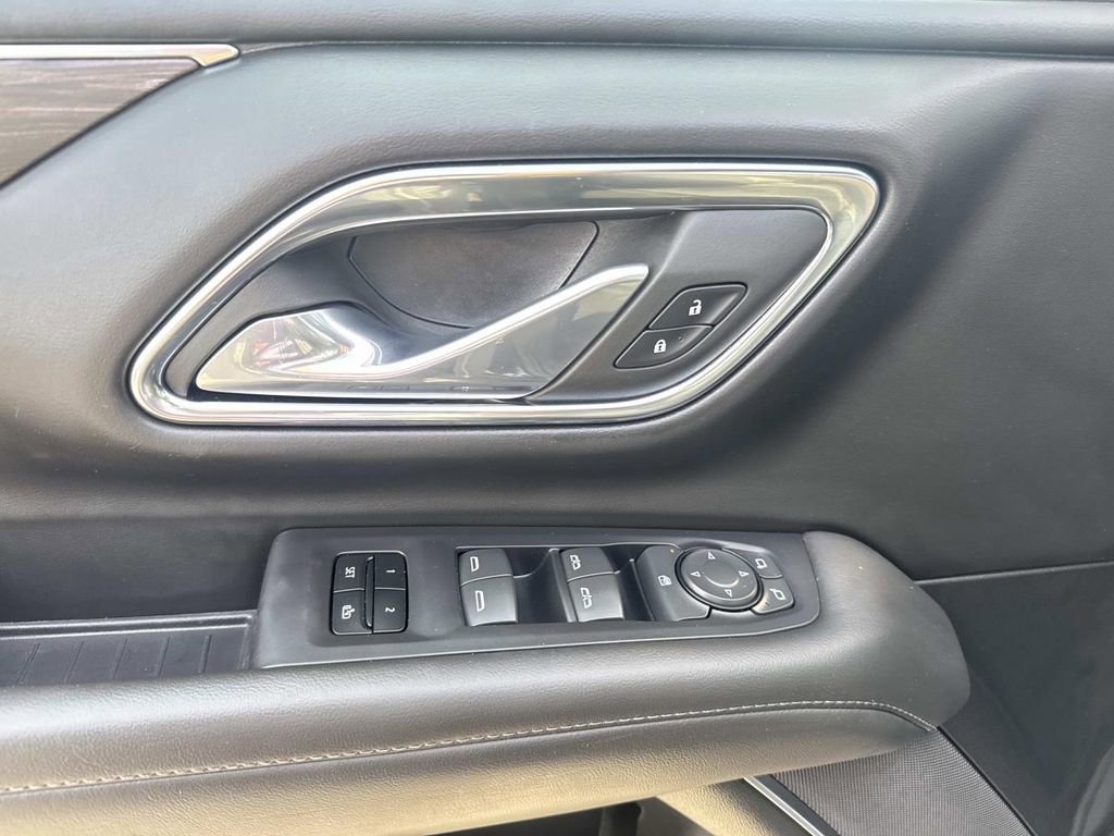 Certified 2024 Chevrolet Suburban LT image 19