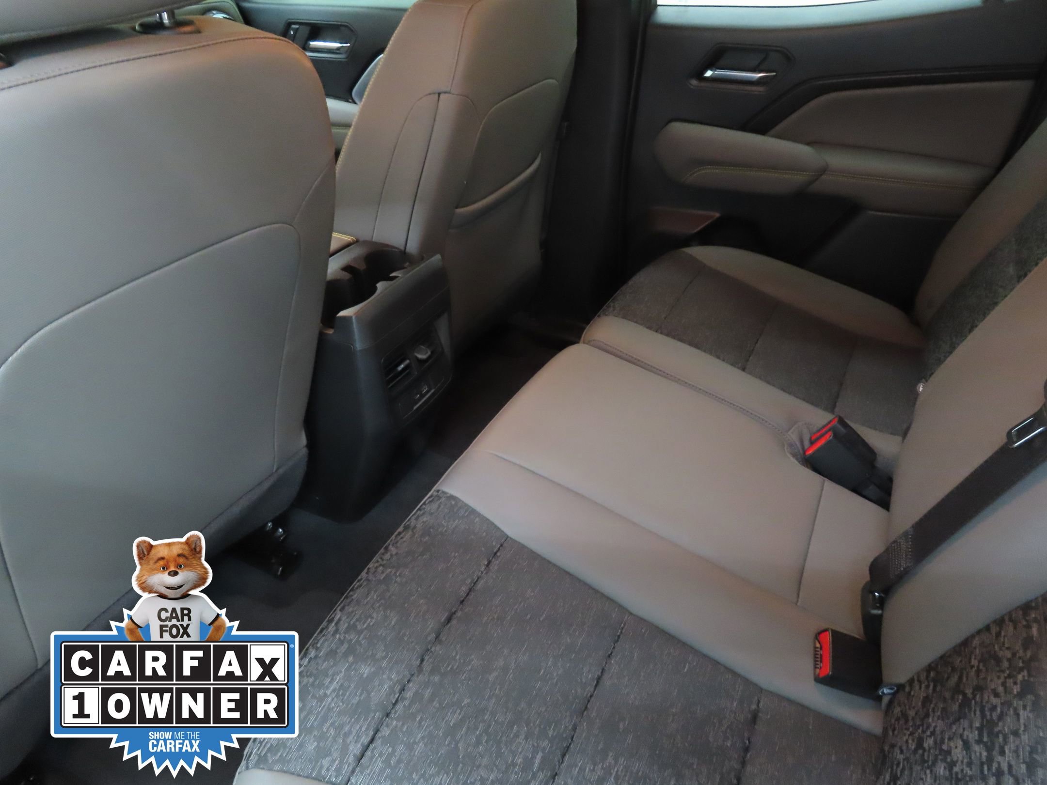 Used 2024 Chevrolet Colorado ZR2 w/ Technology Package AWD/4WD image 22
