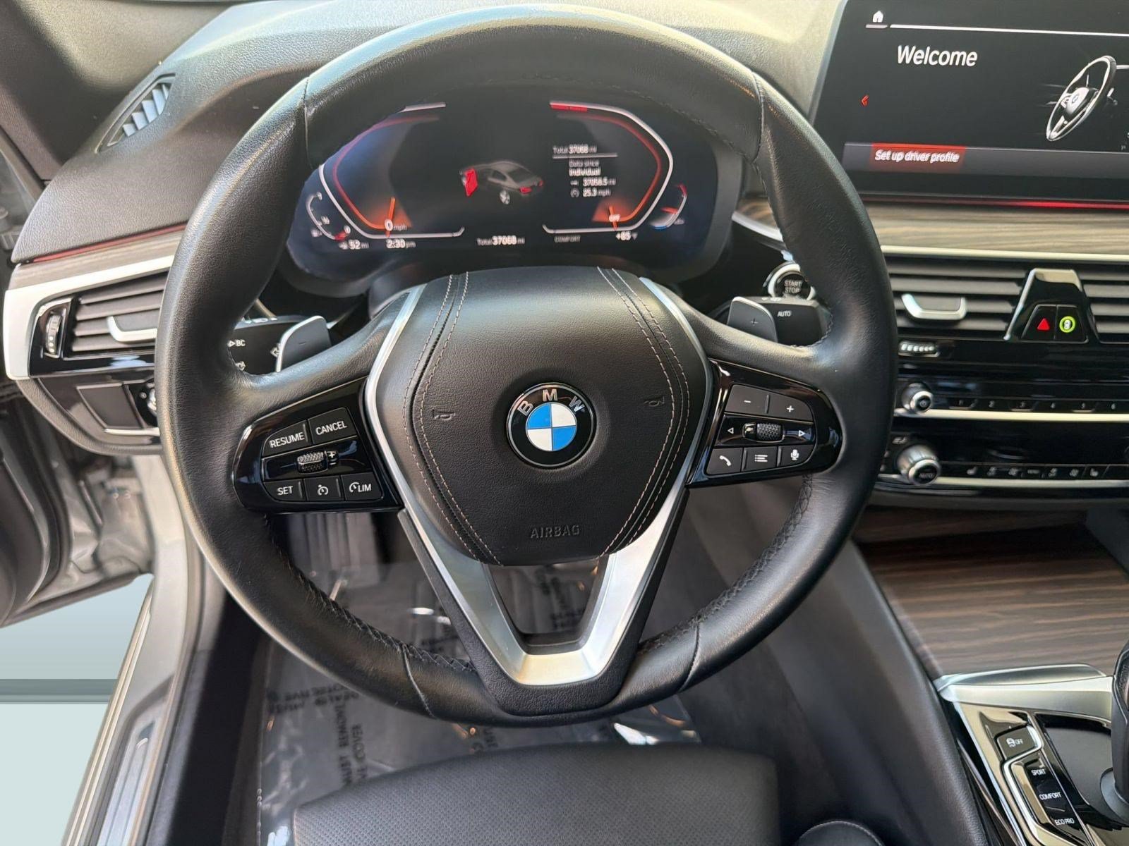 Used 2023 BMW 530i w/ Convenience Package RWD image 18