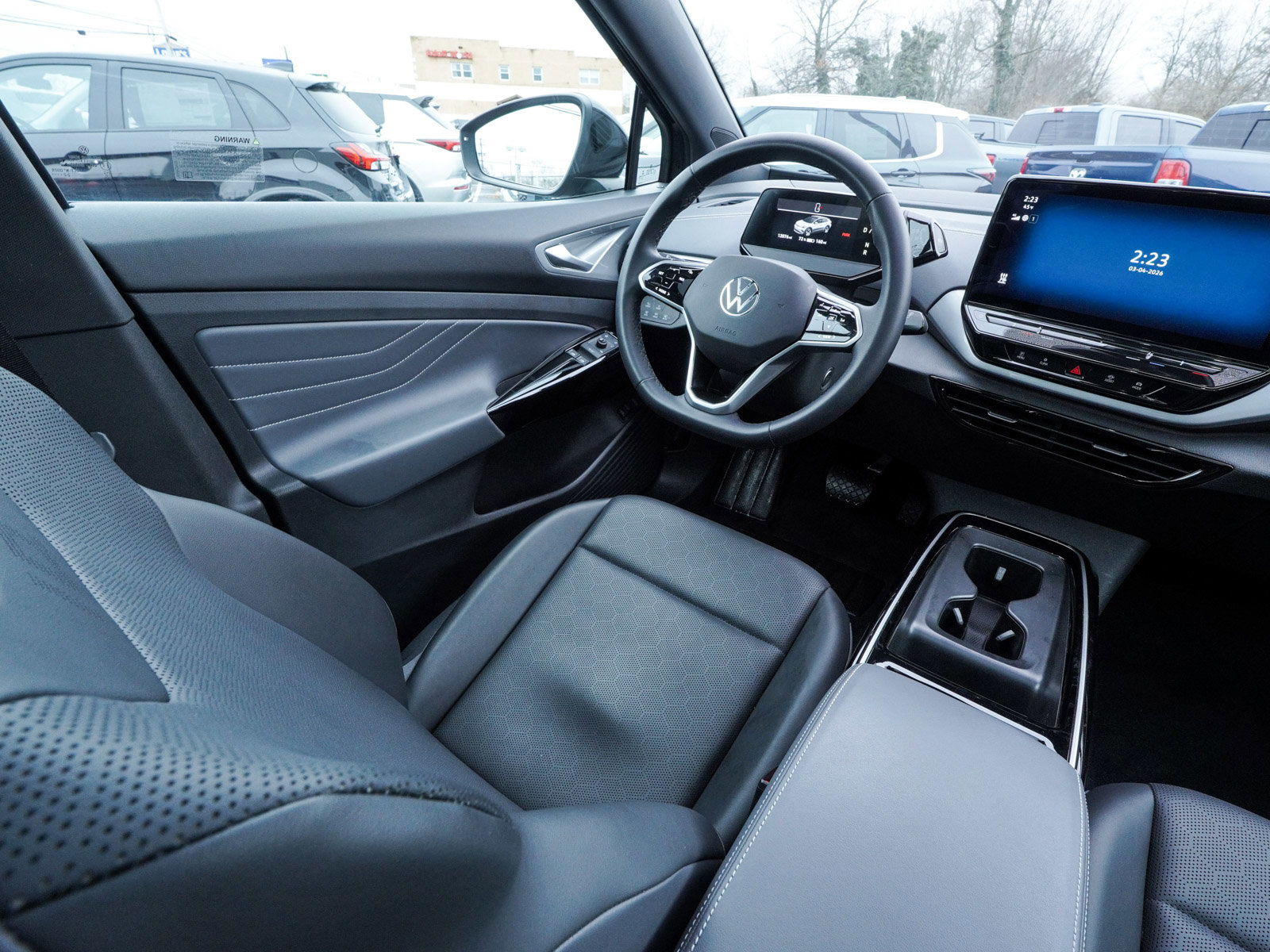 Used 2023 Volkswagen ID.4 Pro S image 38