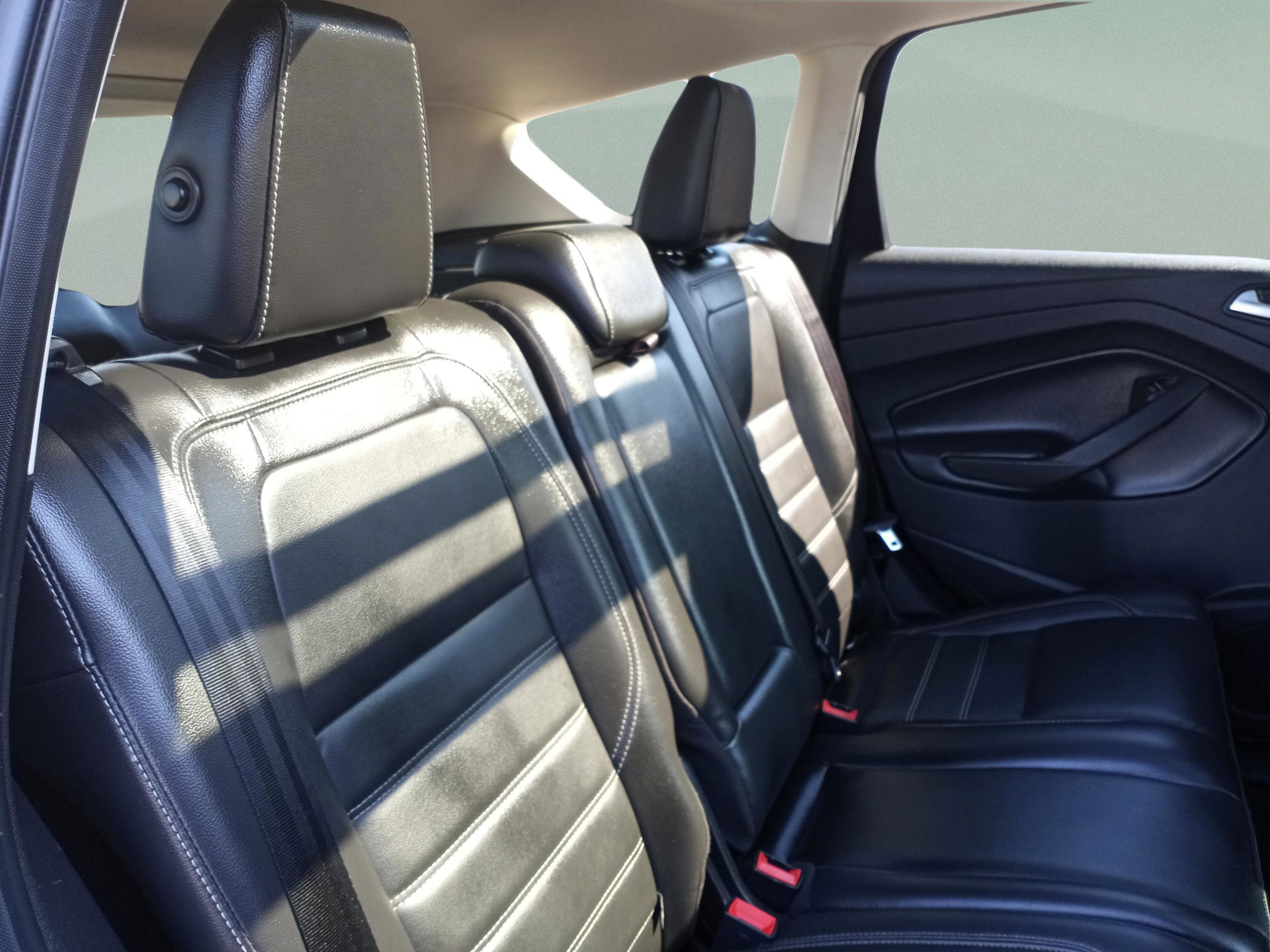 Used 2017 Ford Escape Titanium image 35