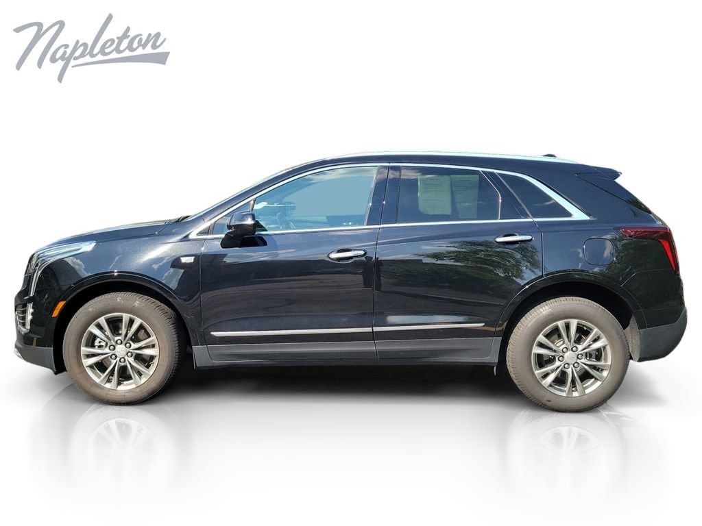 Used 2023 Cadillac XT5 Premium Luxury AWD/4WD image 2
