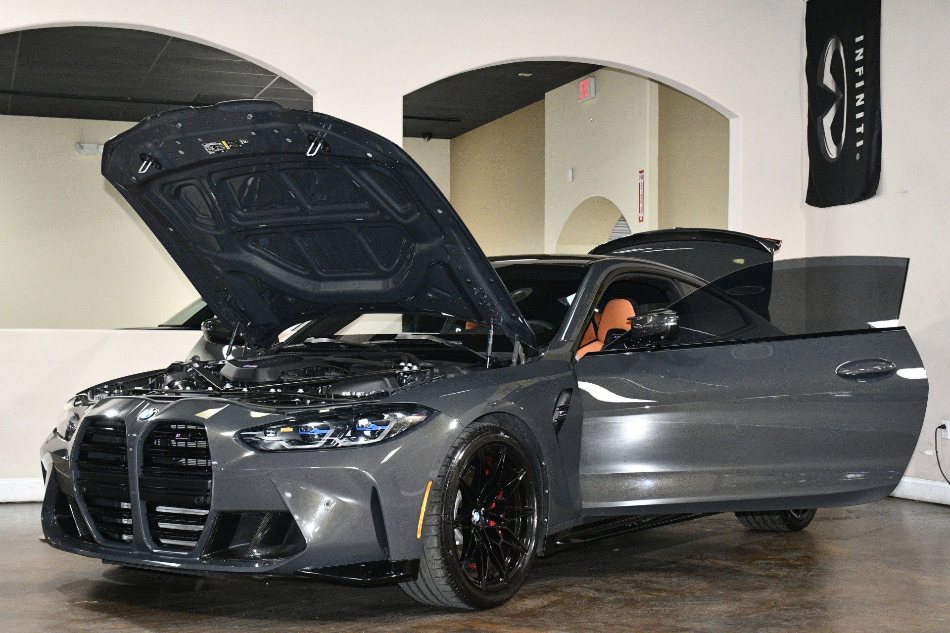 Used 2023 BMW M4 xDrive Competition w/ M Carbon Exterior Package AWD/4WD image 90