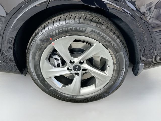 New 2026 Genesis GV70 2.5T Advanced image 23