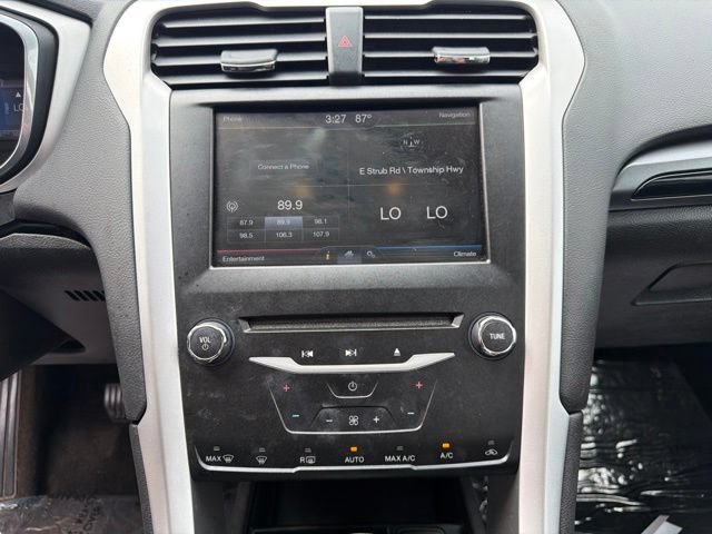 Used 2014 Ford Fusion SE FWD image 23