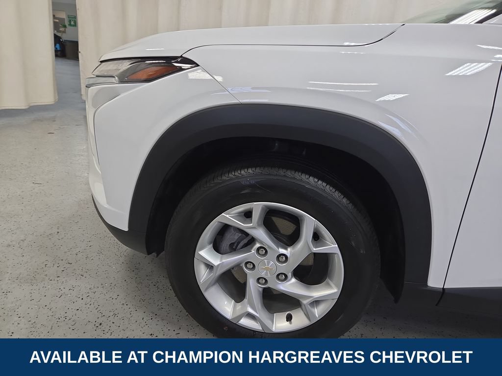 Used 2024 Chevrolet Trax LS w/ LS Convenience Package FWD image 41