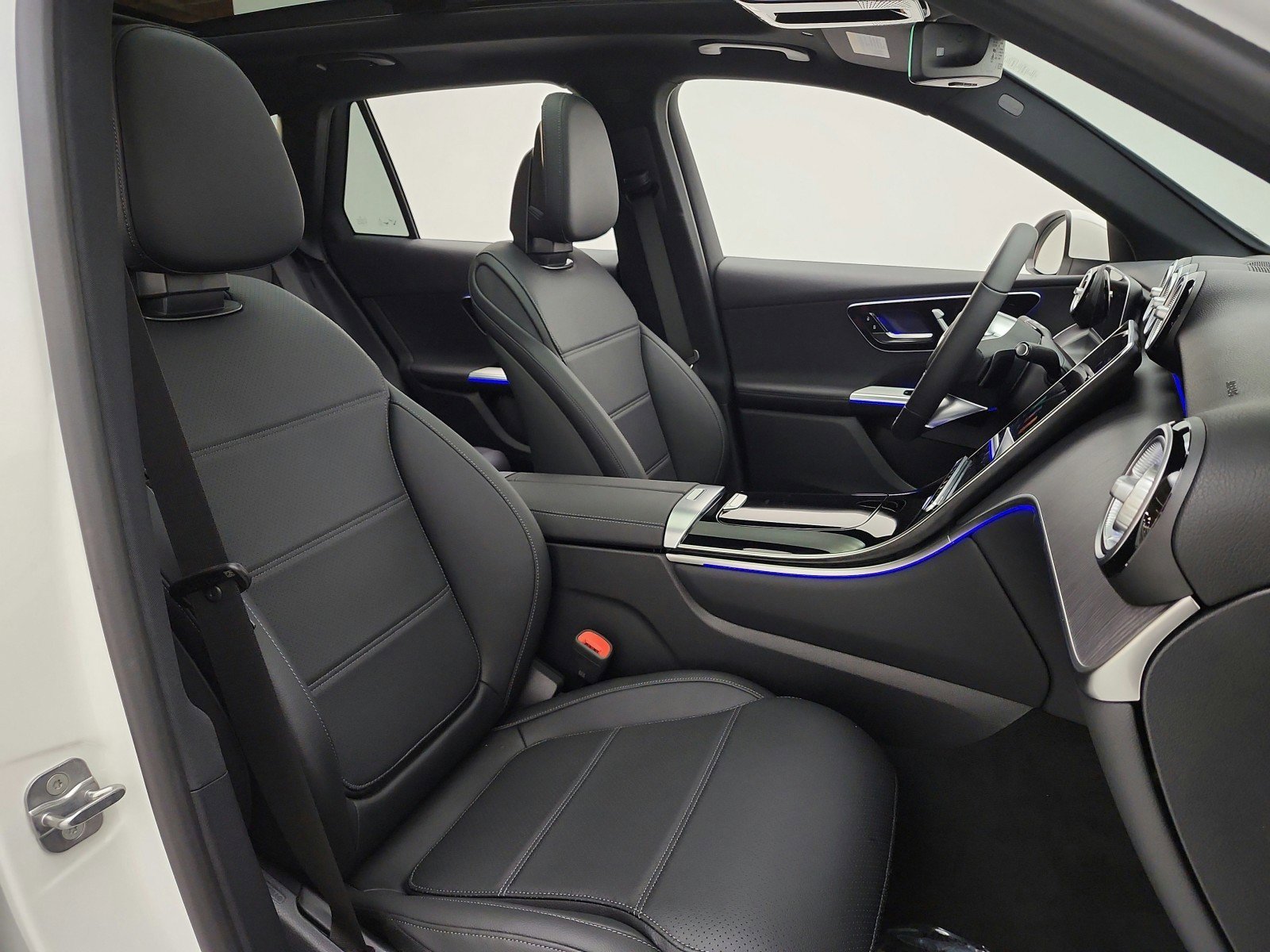New 2026 Mercedes-Benz GLC 350e 4MATIC image 13