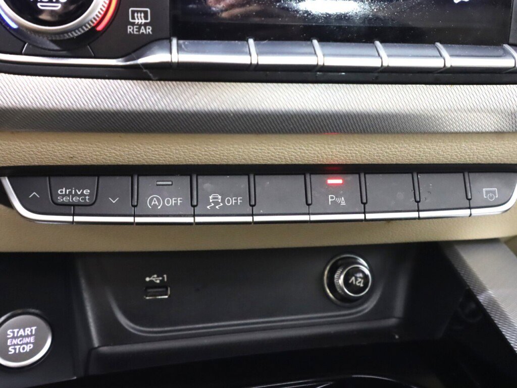 Used 2020 Audi A4 2.0T Premium Plus w/ Premium Plus Package image 22