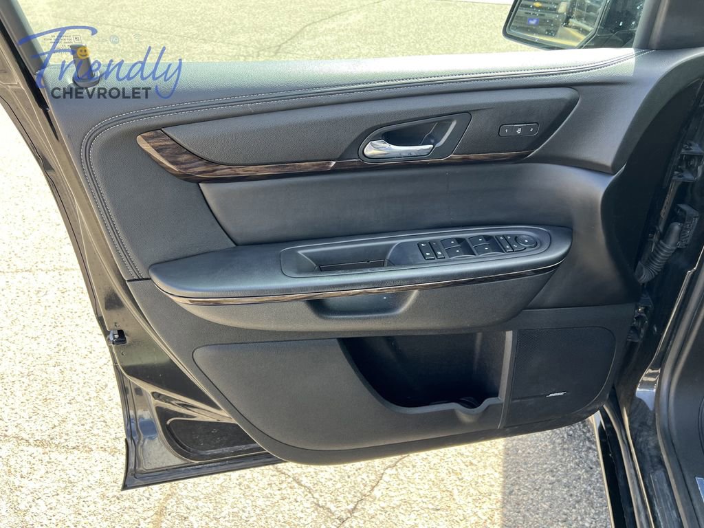 Used 2016 GMC Acadia Denali image 16