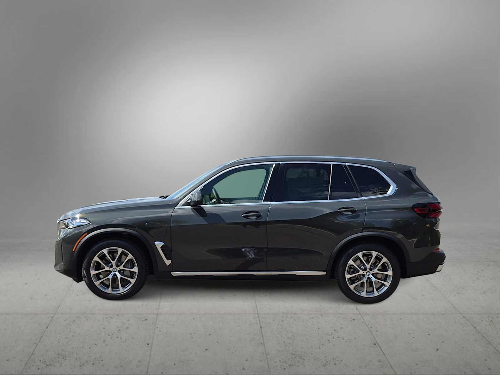 New 2026 BMW X5 xDrive50e AWD/4WD image 5