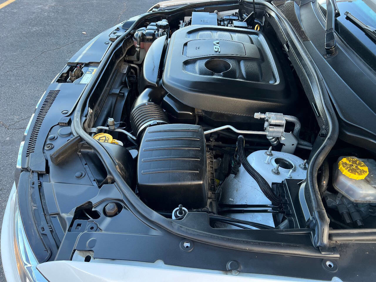 Used 2017 Jeep Grand Cherokee Laredo w/ Quick Order Package 23E AWD/4WD image 38