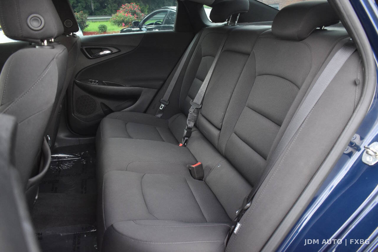 Used 2019 Chevrolet Malibu LT w/ LPO, Convenience Package 2 FWD image 14