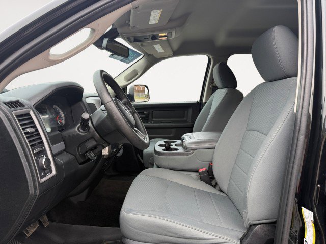 Used 2015 RAM 2500 Tradesman w/ Chrome Appearance Group image 9