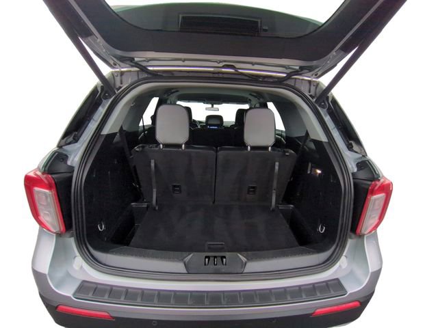 Used 2023 Ford Explorer XLT w/ Equipment Group 202A image 26