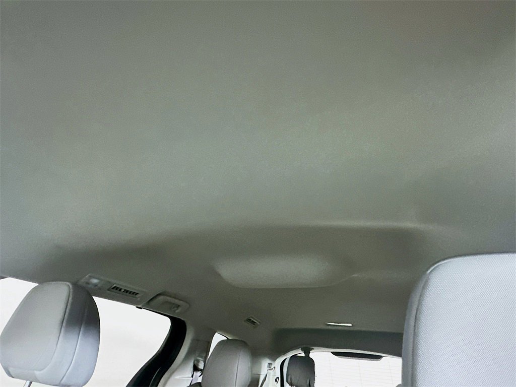 Used 2024 Toyota Sienna LE image 21