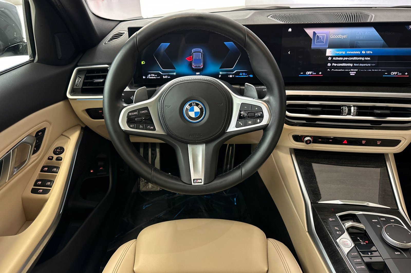 Certified 2023 BMW 330e w/ M Sport Package image 27