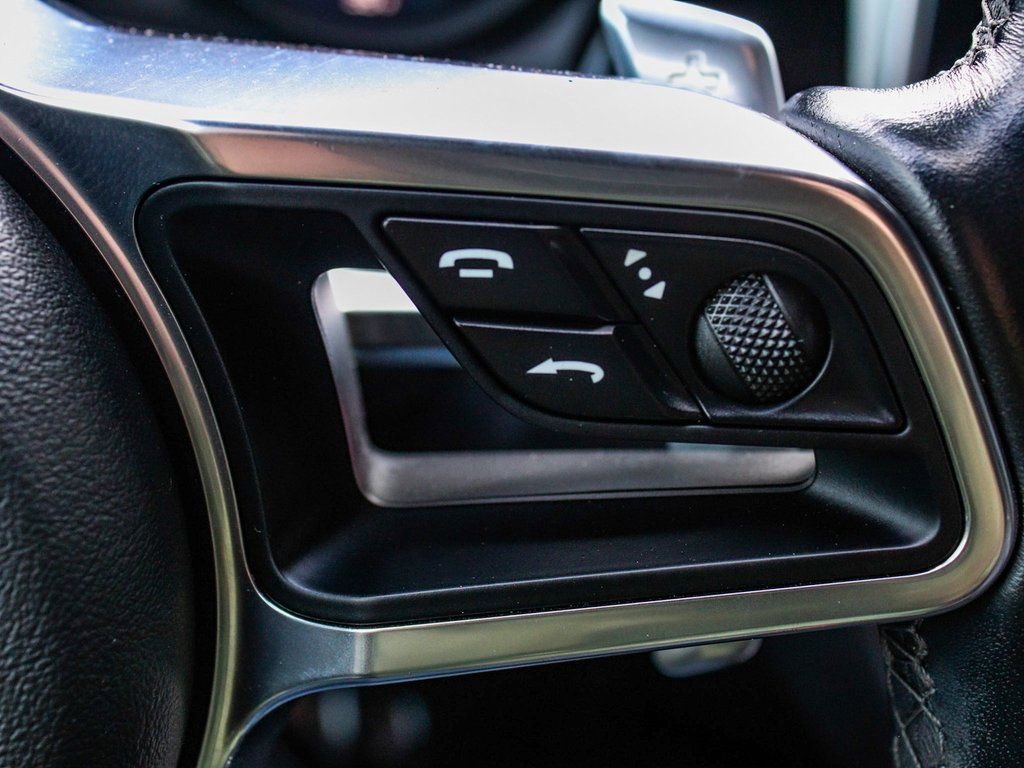 Used 2020 Porsche Macan image 29