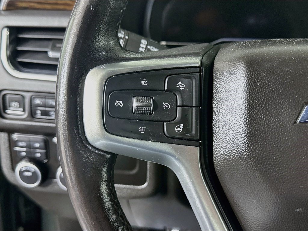 Used 2023 Chevrolet Suburban Premier AWD/4WD image 13