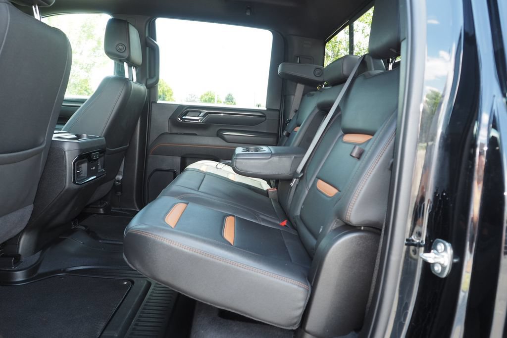 Used 2025 GMC Sierra 3500 AT4 w/ AT4 Premium Plus Package AWD/4WD image 15