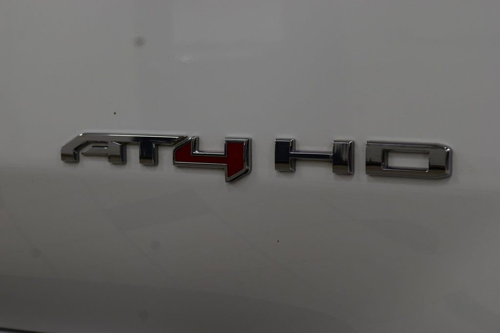 Used 2023 GMC Sierra 2500 AT4 w/ AT4 Premium Plus Package image 18