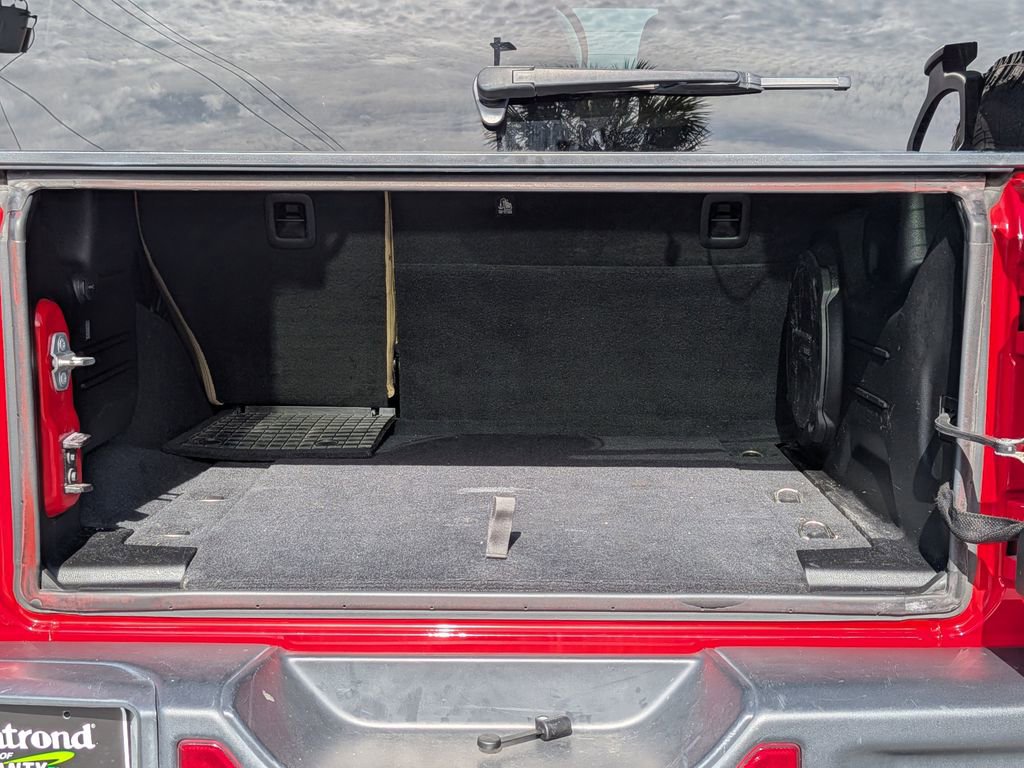 Used 2019 Jeep Wrangler Unlimited Rubicon image 29