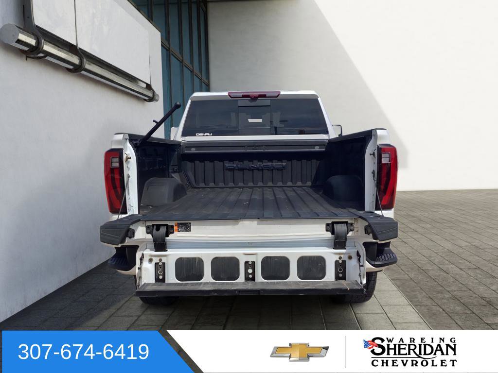 Used 2024 GMC Sierra 2500 Denali w/ Technology Package AWD/4WD image 7