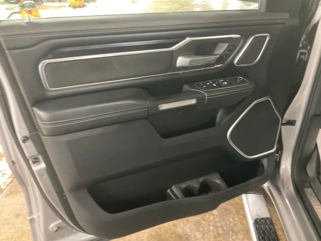 Used 2020 RAM 1500 Laramie image 11