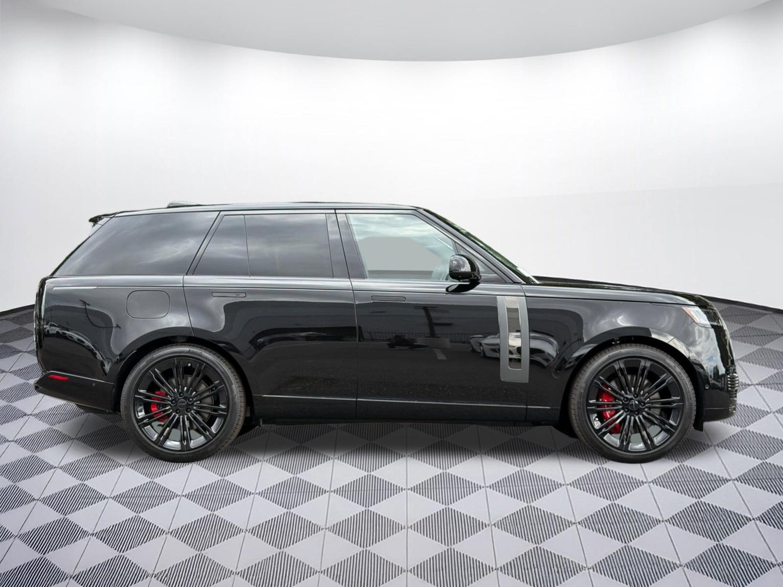 New 2026 Land Rover Range Rover SV AWD/4WD image 8
