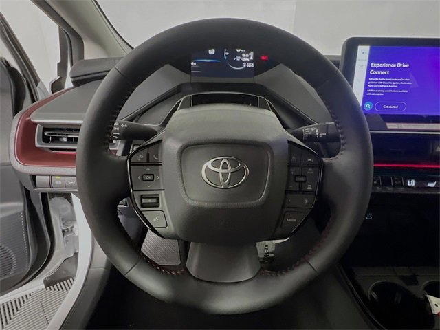 New 2025 Toyota Prius Plug-In Hybrid image 15